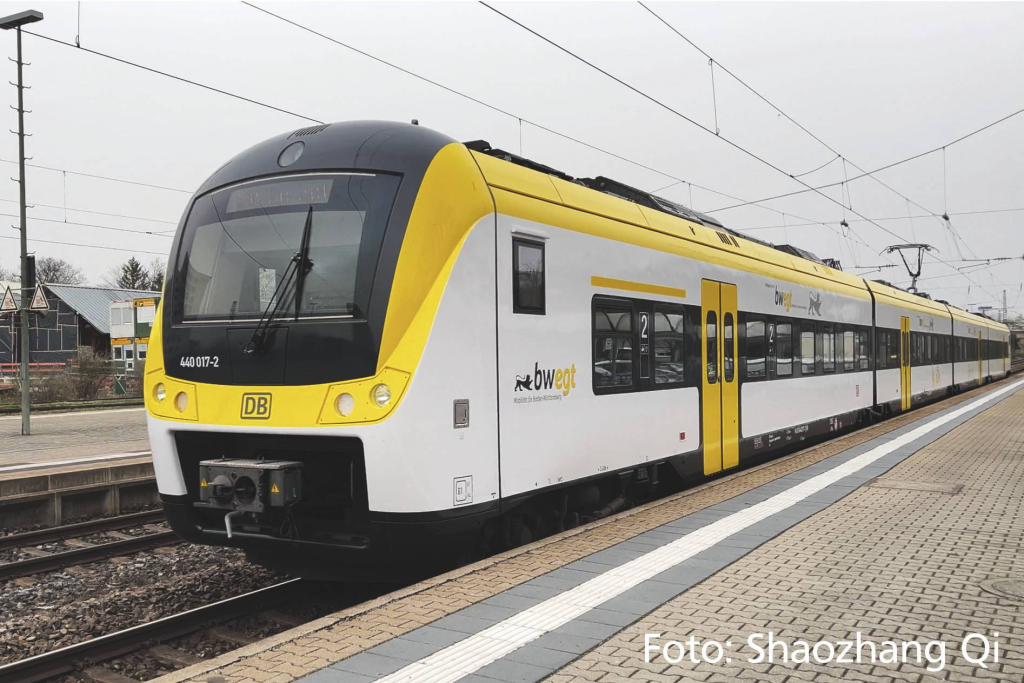 PIKO 40276 Elektrotriebwagen 4-tlg. BR 440 bwegt DB AG VI + DSS PluX12 Spur N