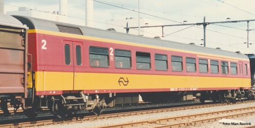PIKO 97640 Personenwagen ICR 1./2. Kl. SNCB IV Spur H0