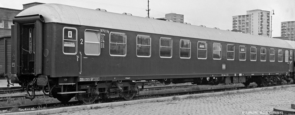 BRAWA 58080 Schnellzugwagen B4ümg-54 DB Epoche III Spur H0