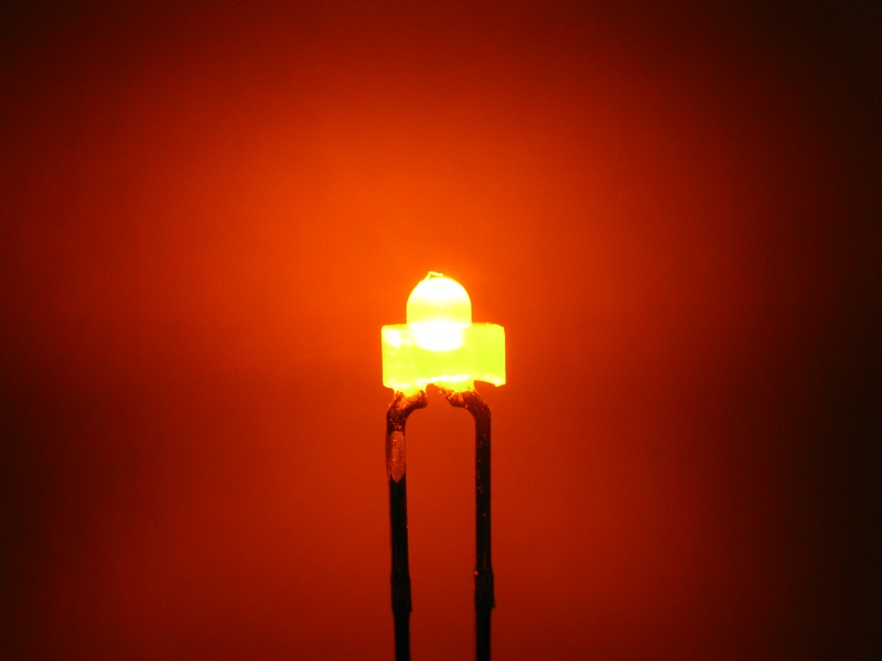 LED 1,8mm orange diffus eingefärbt