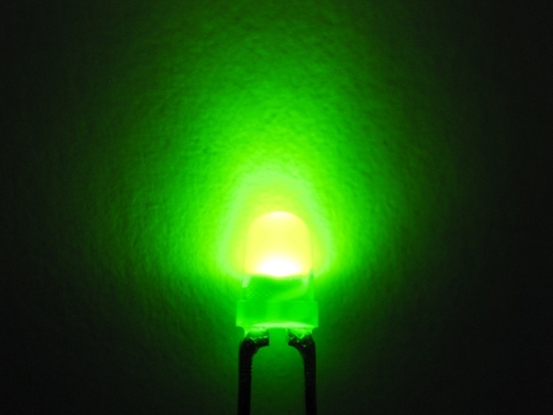 100 3mm LEDs grün DIFFUS im SET mit Widerständen zB 12V 