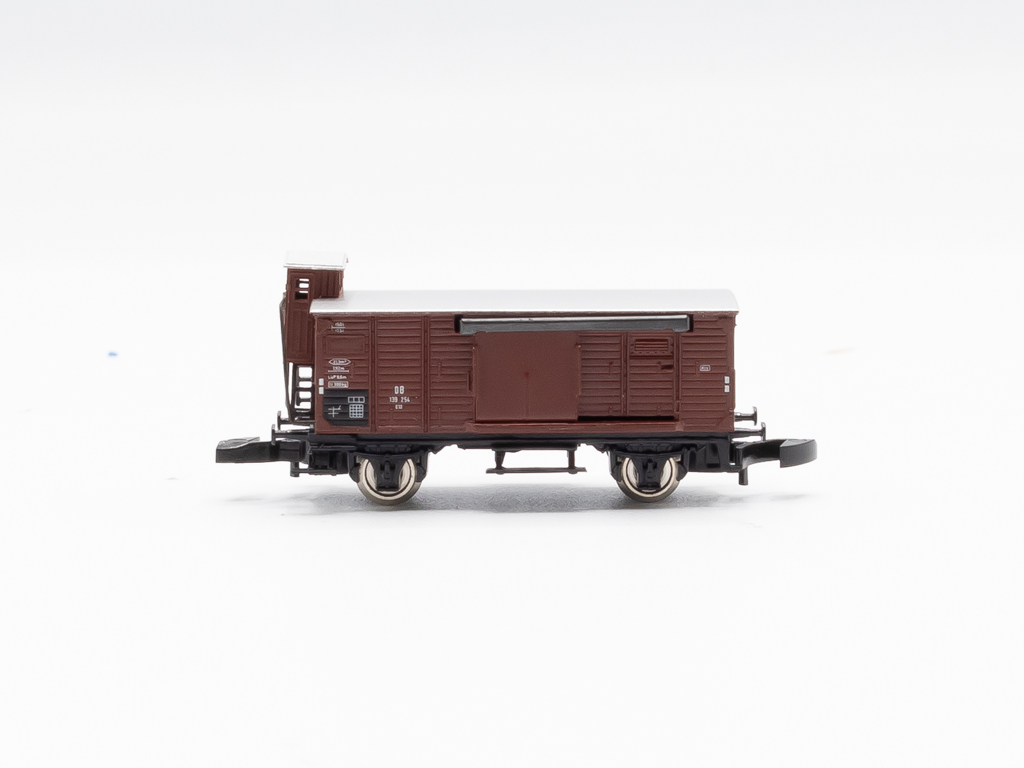 Märklin Mini-Club 8639 Güterwagen Schiebetürwagen mit Bremserhäuschen Spur Z