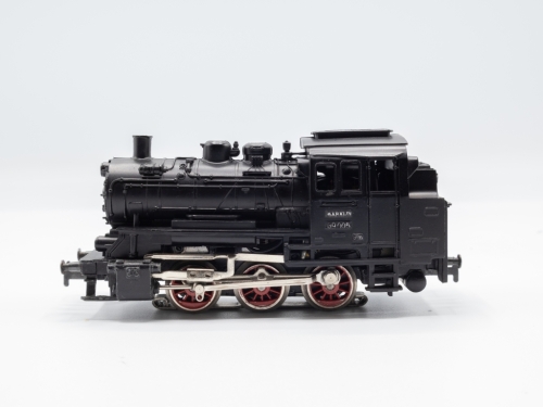 Märklin 8000 89005 Dampflokomotive Dampflok Spur H0