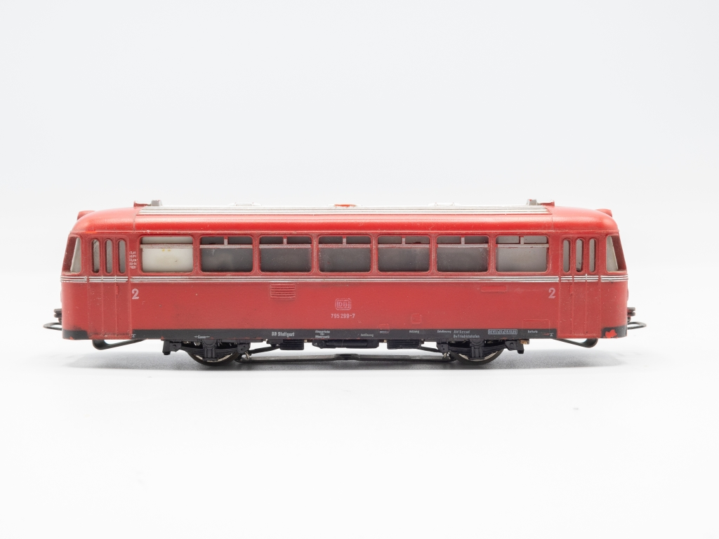 Märklin 3016 Schienenbus Motorwagen der DB mit Beleuchtung in OVP Spur H0