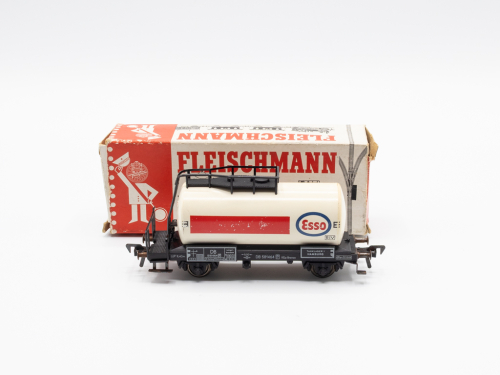 Fleischmann 5400 Kesselwagen Esso 2-achsig DB Spur H0