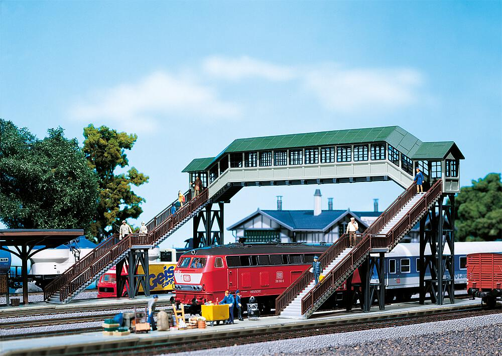 FALLER 120198 Überdachte Fußgängerbrücke Spur H0