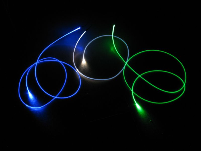 2 Meter 1,5mm bis 3,0mm Lichtleiter Lichtwellenleiter - seitlich leuchtend